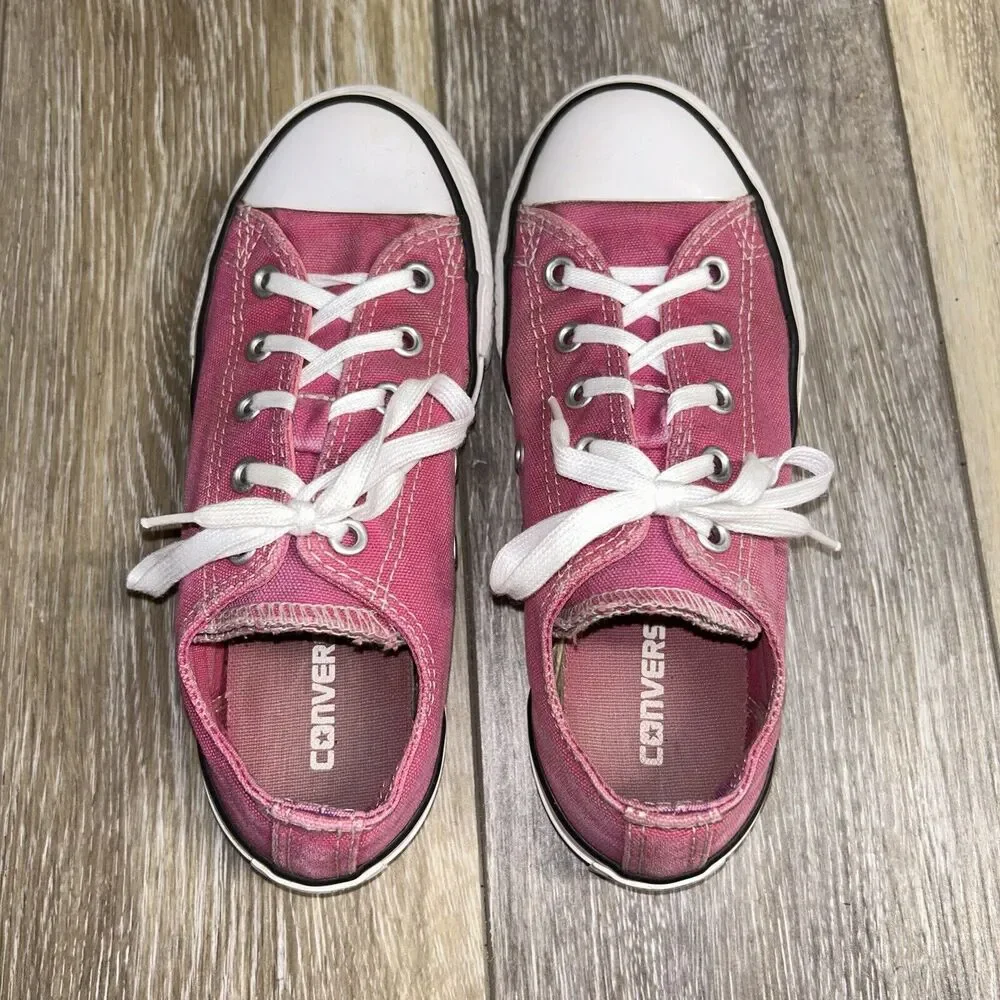 Converse previously owned